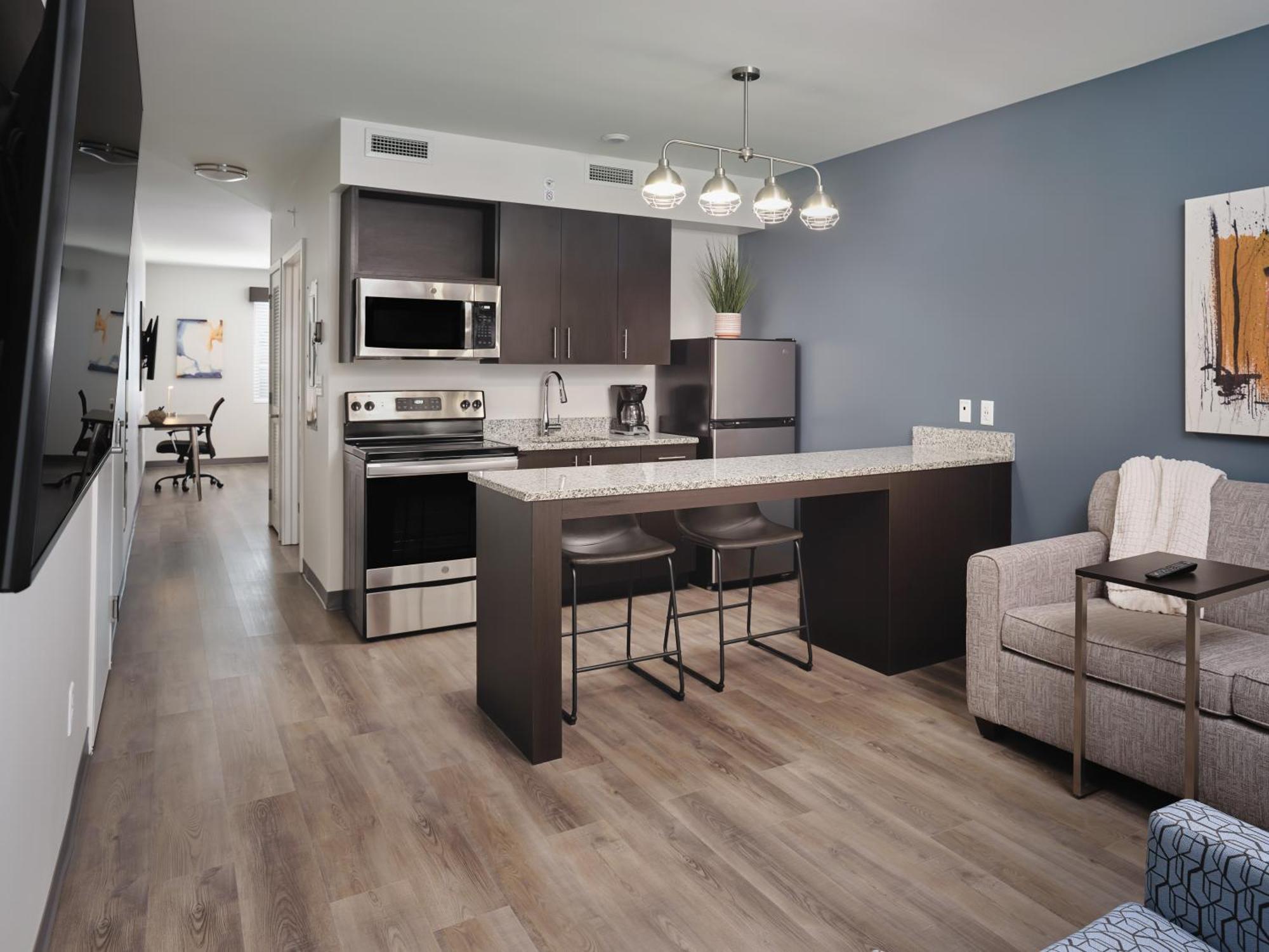 בריאן Stayapt Suites College Station מראה חיצוני תמונה